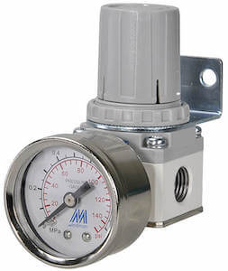 Pneumatic pressure regulator