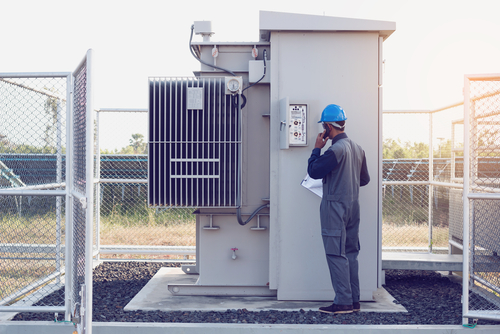 Step-up high voltage transformer